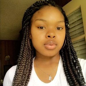 Meet your Posher, Abraeshia